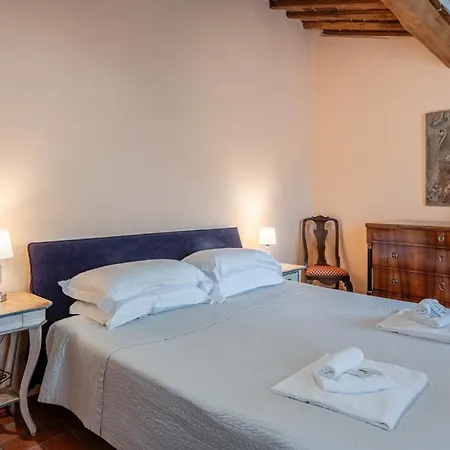 Il Mammolino - E Jacuzzi Ferienhaus *